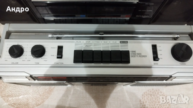 Радио касетофон SANYO , снимка 2 - Радиокасетофони, транзистори - 54057019