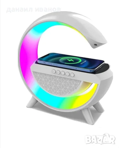 безжична зарядна станция за телефон с лед светлини