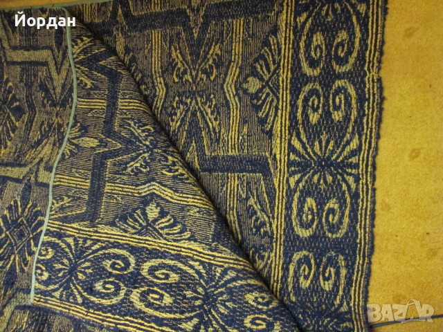 Продавам нов двулицев жакардов килим., снимка 2 - Килими - 53268488