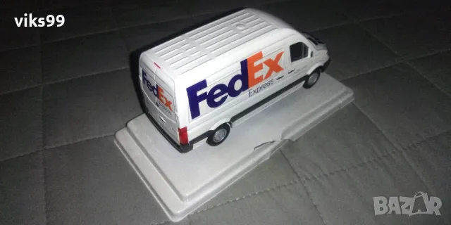 Метална количка Mercedes Benz Sprinter FedEx 1:43, снимка 5 - Колекции - 49414754