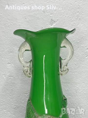 Винтидж зелена стъклена ваза. №5395, снимка 2 - Антикварни и старинни предмети - 45761590