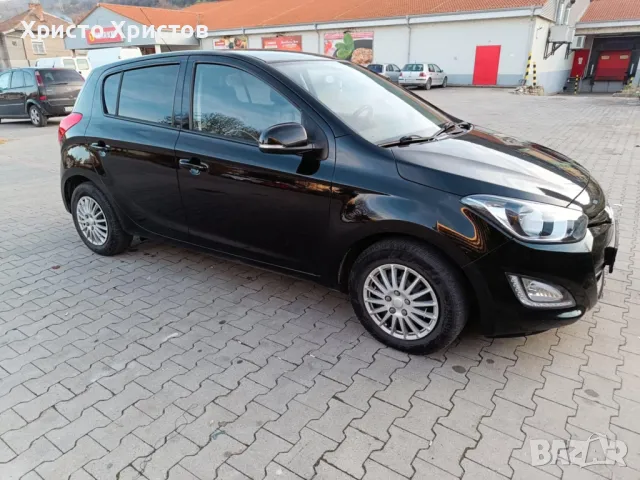 Hyundai i20 1.3/бензин, снимка 2 - Автомобили и джипове - 48117168