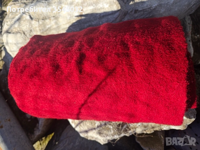 Вълнен плат цвят бордо , снимка 2 - Шивашки услуги - 53706571