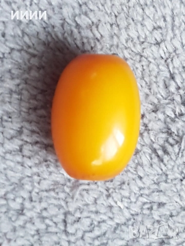 Зърно кехлибар от броеница