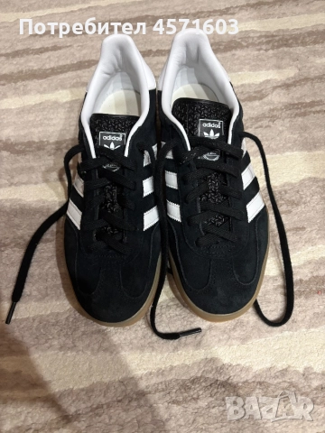Продавам дамски adidas gazelle, размер: 40,5, цвят: черен велур, снимка 1