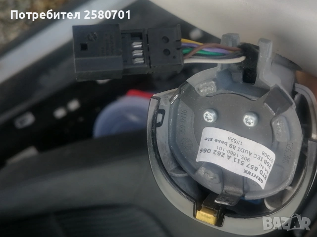 Продавам огледало за задно виждане за Ауди А4 б8 , снимка 3 - Аксесоари и консумативи - 54041369