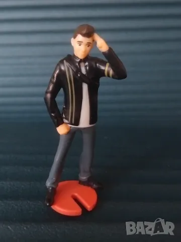 KINDER - Fast & Furious Spy Racers играчка от шоколадови яйца Киндер