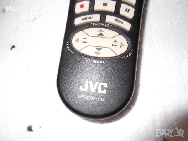 Продавам дистанционно за  JVC, снимка 2 - Дистанционни - 51641703