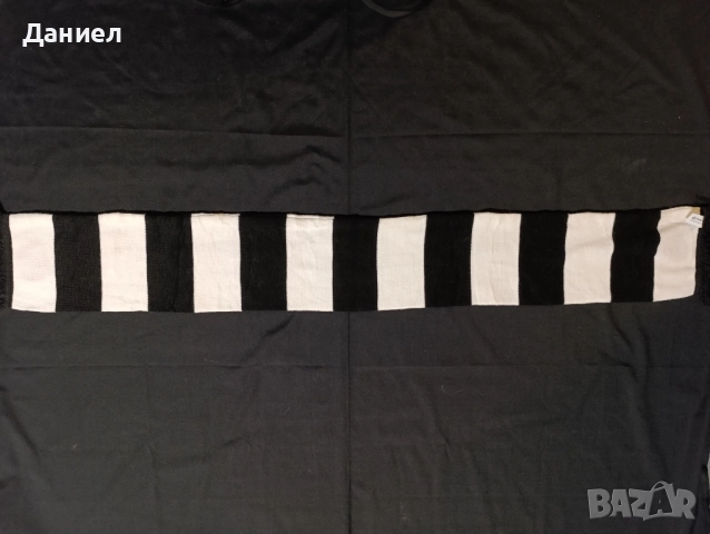 Шал зебра на Айнтрахт Франкфурт , снимка 4 - Футбол - 52449424