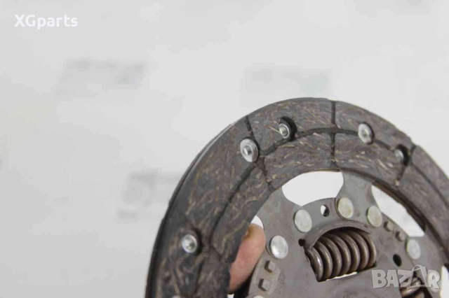 Феродов диск за Skoda Octavia II 1.6fsi 115к.с. (2004-2008), снимка 2 - Части - 52397884