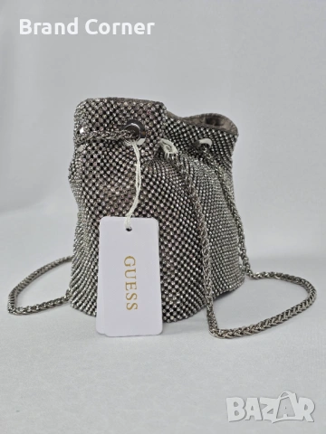 дамска чанта GUESS, снимка 2 - Чанти - 54276936