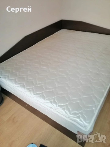 Мебели, снимка 2 - Спални и легла - 50982348