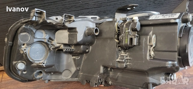 десен фар за Тойота Аурис, снимка 5 - Части - 53882804