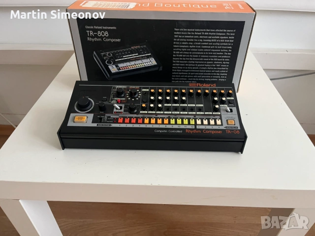 Roland TR-08 Rhythm Composer, снимка 2 - Синтезатори - 54183957
