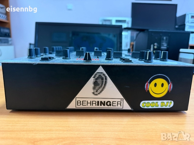 Behringer DjX 700 PRO MIXER, снимка 2 - Ресийвъри, усилватели, смесителни пултове - 52109422