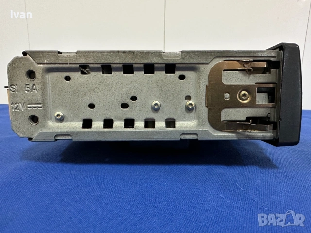 Продавам аудио плеър Mercedes Benz Sound 4000., снимка 5 - Аксесоари и консумативи - 53702927