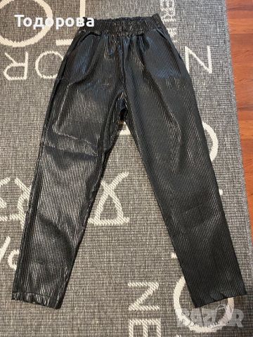 Черен панталон ZARA, изкуствена кожа, с ластик в кръста