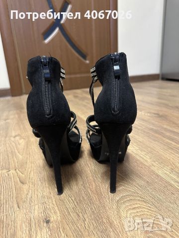 Сандали с тънък ток, снимка 3 - Дамски обувки на ток - 45288846