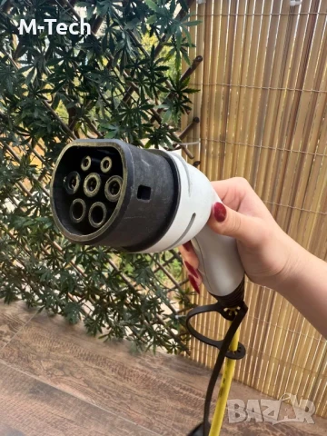 Оригинално зарядно за VW, 1EA 971 675, APTIV IC-CPD, снимка 2 - Аксесоари и консумативи - 51326667