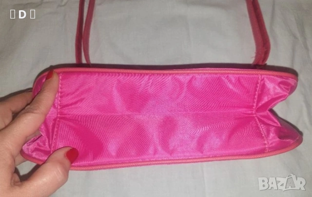 PRADA чантичка , снимка 4 - Чанти - 53301082