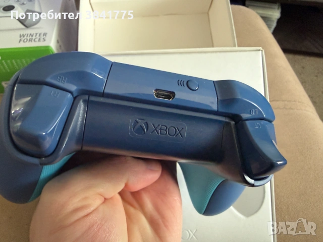 Xbox контролери Sport Blue и Winter Forces като ново комплект, снимка 7 - Аксесоари - 54255681