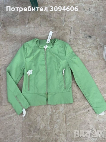 Дамски къси якета, снимка 2 - Якета - 54222340