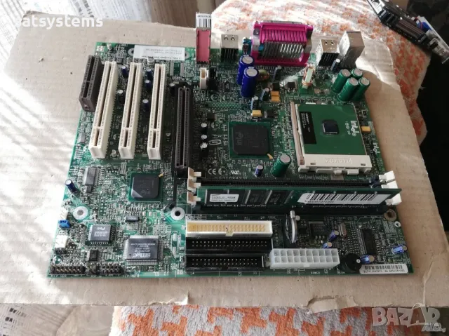 Дънна платка Intel Desktop Board D815EPFV Socket 370 CPU+FAN+RAM, снимка 4 - Дънни платки - 49193563