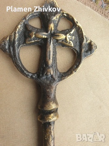 Голям стар месингов ключ от манастирска порта 22 см , снимка 2 - Антикварни и старинни предмети - 54078678