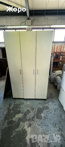 Продаваме трикрилни гардероби , снимка 4 - Гардероби - 52128046