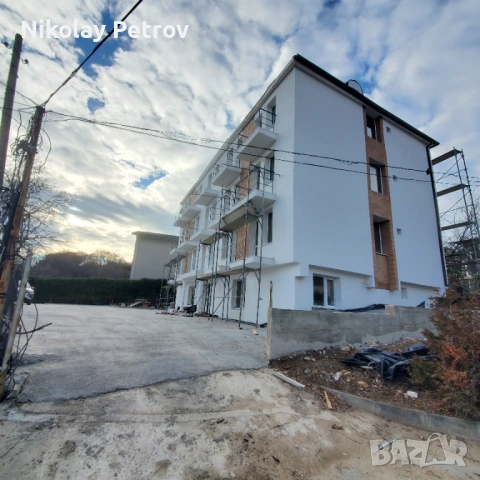 Тристаен апартамент с морска панорама (необзаведен, от собственик), снимка 2 - Апартаменти - 53572440