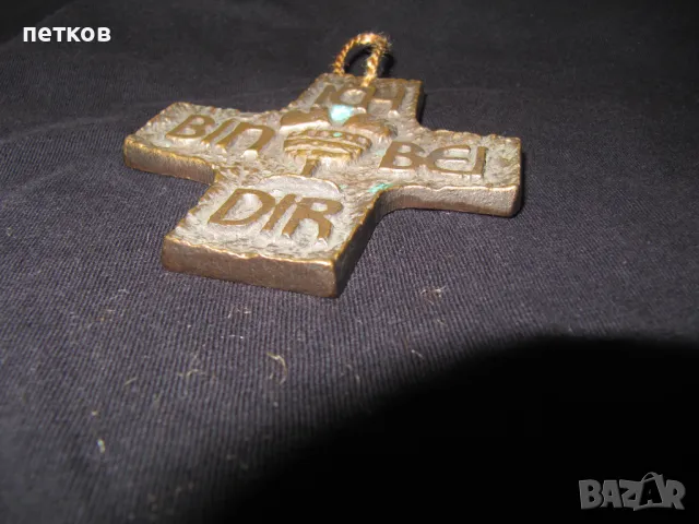 стар кръст - бронз или месинг, снимка 4 - Антикварни и старинни предмети - 50058171