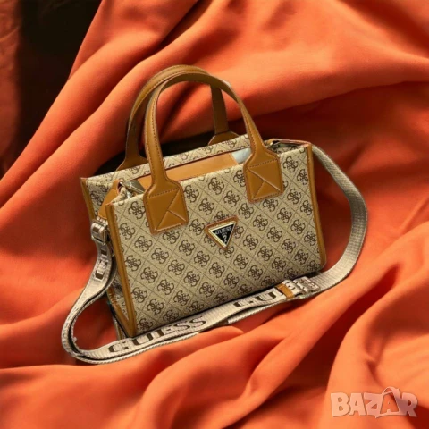 чанти guess, снимка 9 - Чанти - 51419688