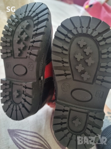 Бебешки зимни ботуши, снимка 2 - Детски боти и ботуши - 52197086