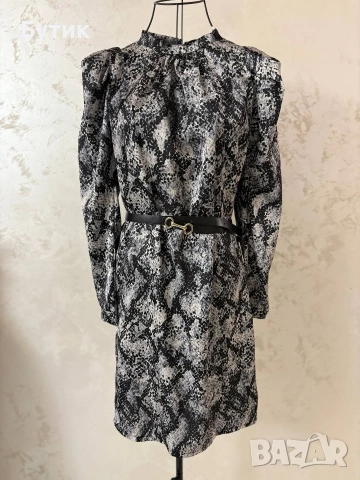 Дамска рокля сатен