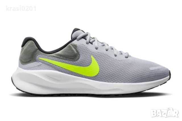 Оригинални маратонки на Nike Revolution 7! 44, снимка 1 - Маратонки - 45316698
