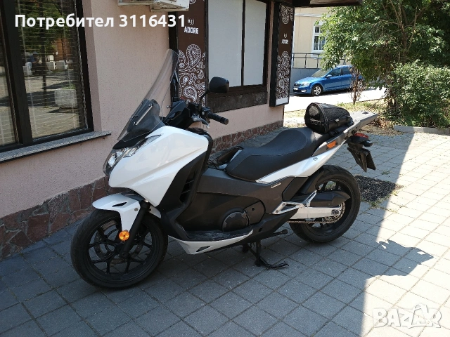 Хонда Интегра 750, снимка 2 - Мотоциклети и мототехника - 53830195