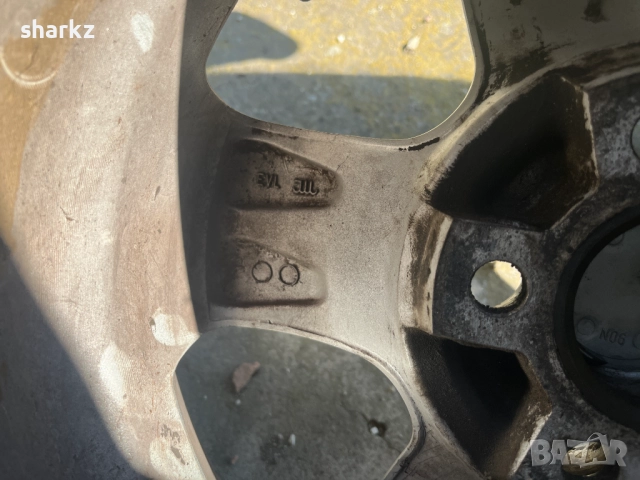 Оригинални джанти VW 15" с гуми 195/65/15, снимка 10 - Гуми и джанти - 51541288