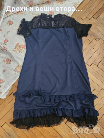 Продавам дамска рокля размер 1ХЛ НАМАЛЕНА НА 20 ЛВ, снимка 2 - Рокли - 41690059