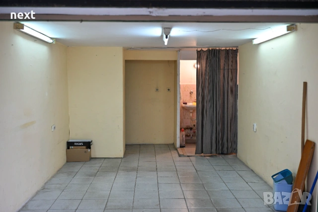 Подблоков партерен гараж / склад / офис под наем, снимка 3 - Гаражи и паркоместа - 54097608