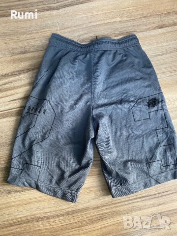 Оригинални юношески къси панталони Jordan 23 ! 140 р, снимка 4 - Детски къси панталони - 45543964