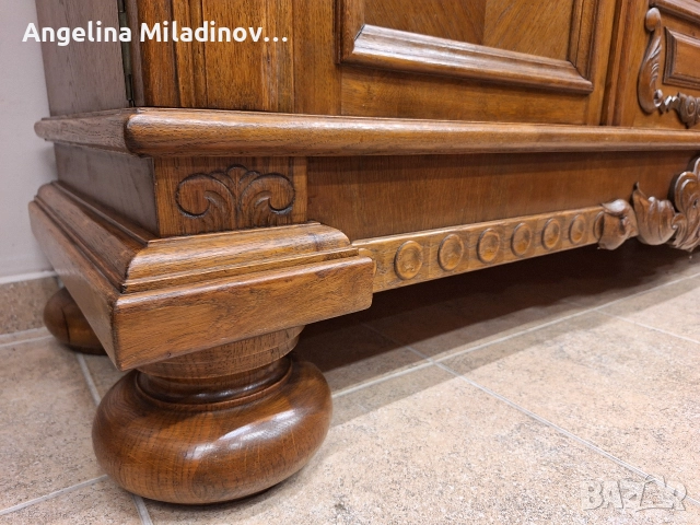 Комод, скрин, бюфет, шкаф с богата дърворезба , снимка 10 - Шкафове - 52677141