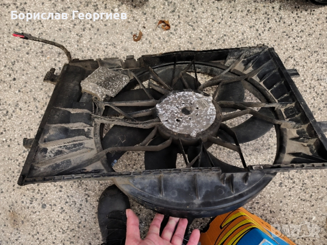 Охлаждаща Перка за мерцедес Ц класа w203 c200 компресор , снимка 5 - Части - 52439040