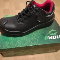 Работни обувки Wolf Volcano S3, снимка 2 - Други - 44966807