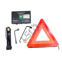Комплект крик, ключ за гуми, кука за теглене, авариен триъгълник и аптечка Citroen C3 2002-2009 ID: , снимка 1 - Части - 45096816
