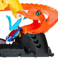 Hot Wheels City - Игрален комплект Змия в магазина за пица, снимка 5 - Коли, камиони, мотори, писти - 45149387