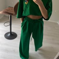 Панталон с широк крачол в зелен цвят , снимка 1 - Панталони - 45508585