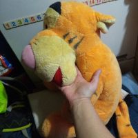 Голям плюшен тигър Winnie The Pooh Disney Nicotoy Simba-Dickie от Мечо Пух Дисни, снимка 5 - Плюшени играчки - 44173039