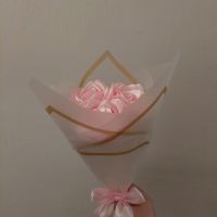 Букети от сатенени рози (вечни рози), снимка 1 - Изкуствени цветя - 45513746