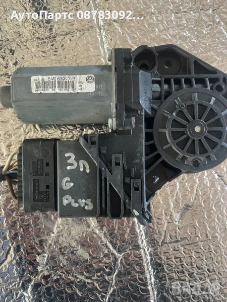 МОТОРЧЕ ЗА СТЪКЛА ЗАДНО ЛЯВО GOLF V GOLF PLUS 5M0839401B, снимка 1