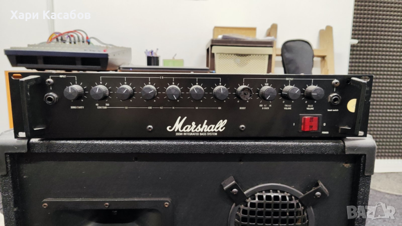 Бас риг - усилвател Marshall с 200-ватов кабинет, снимка 1